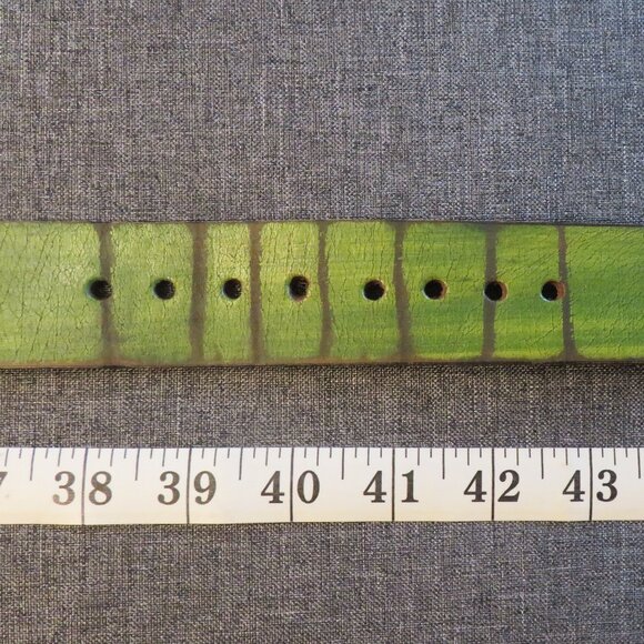 Handcrafted Green Genuine Leather Belt. - Picture 2 of 4